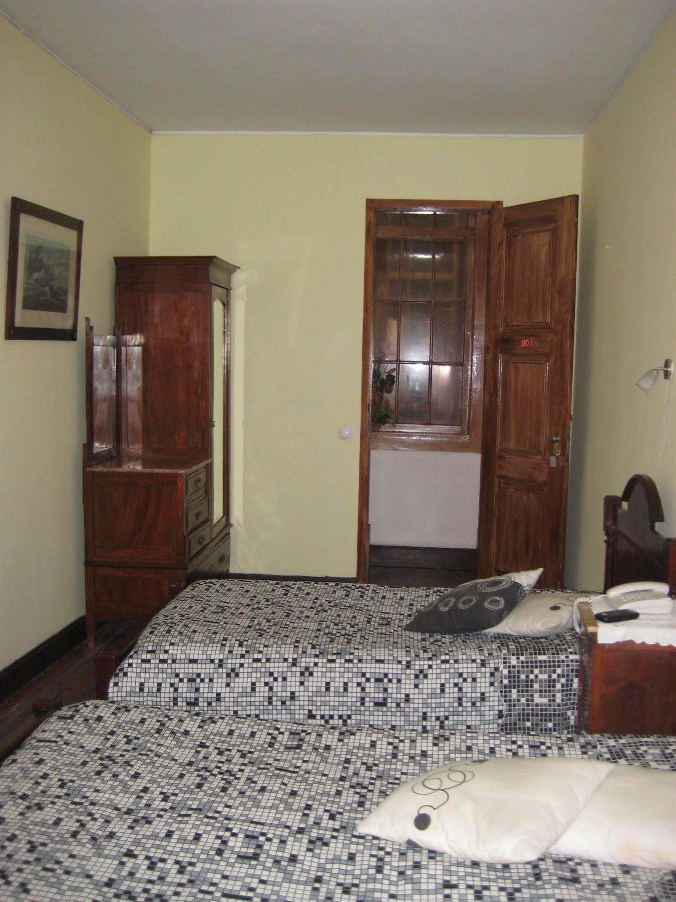 Hostel Avenida โกอิมบรา ภายนอก รูปภาพ